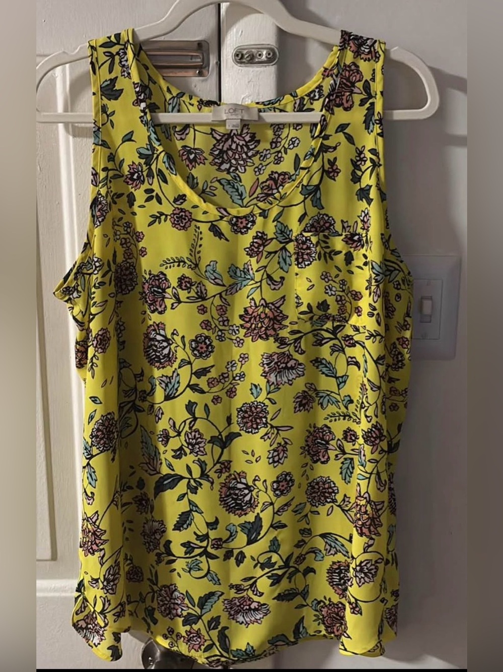 LOFT Yellow Floral Scoop Neck Tank